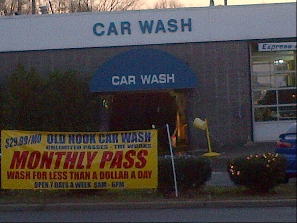 OLD HOOK CAR WASH/ 10 MINUTE OIL LUBE in WESTWOOD, NJ