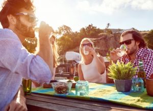 Food & Beverage Trends: How Summer Affects Consumer Dining Behavior