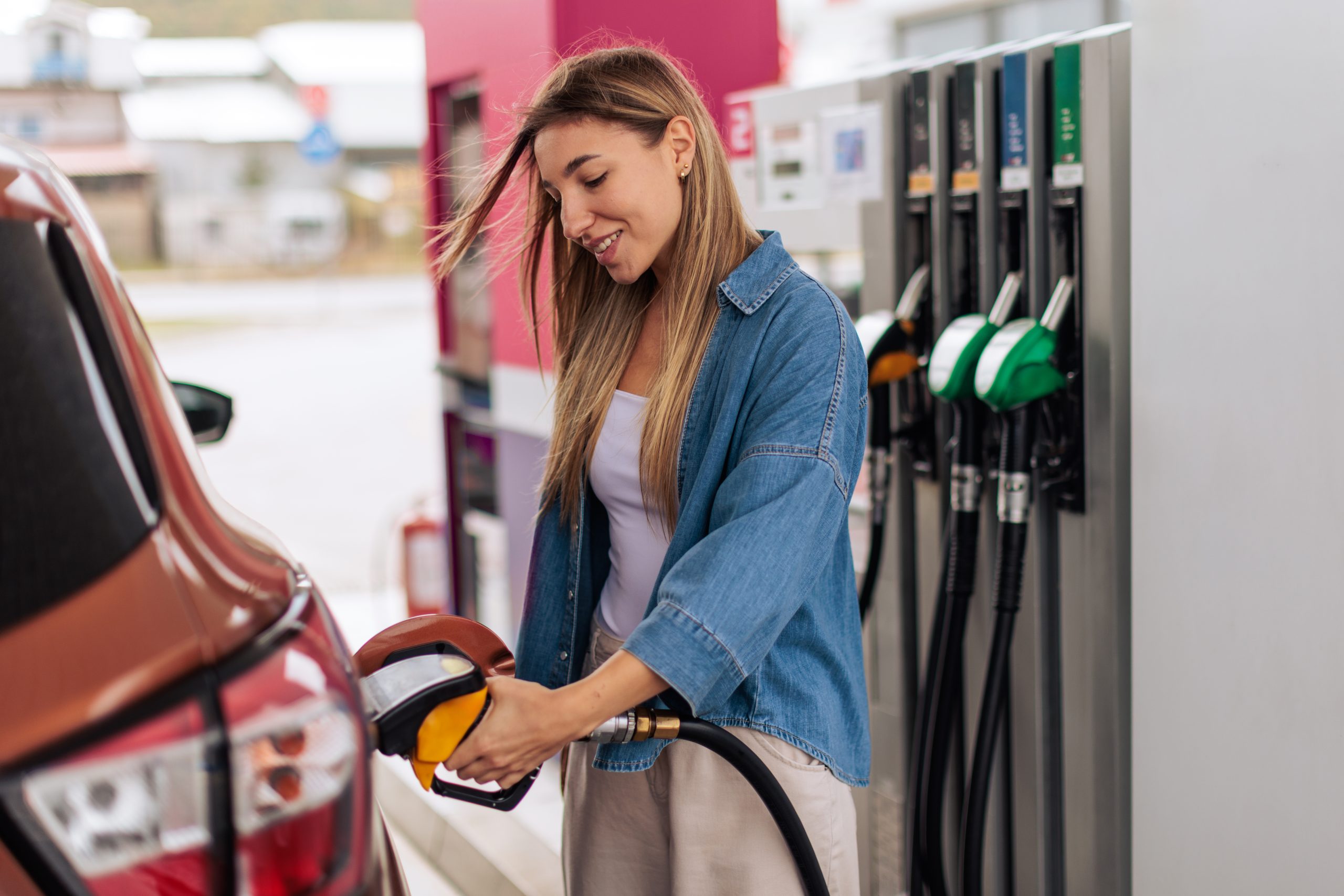 How Direct Mail Drove Fuel, Coffee, and Meal Deal Redemptions for a Leading Convenience Store Chain